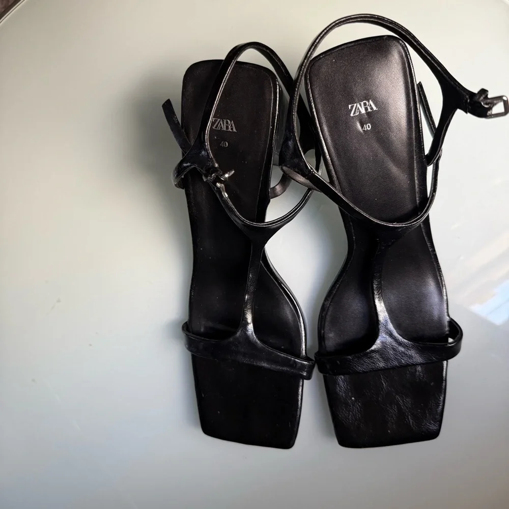 ZARA Black Leather Square- toe Block Heels Size 9